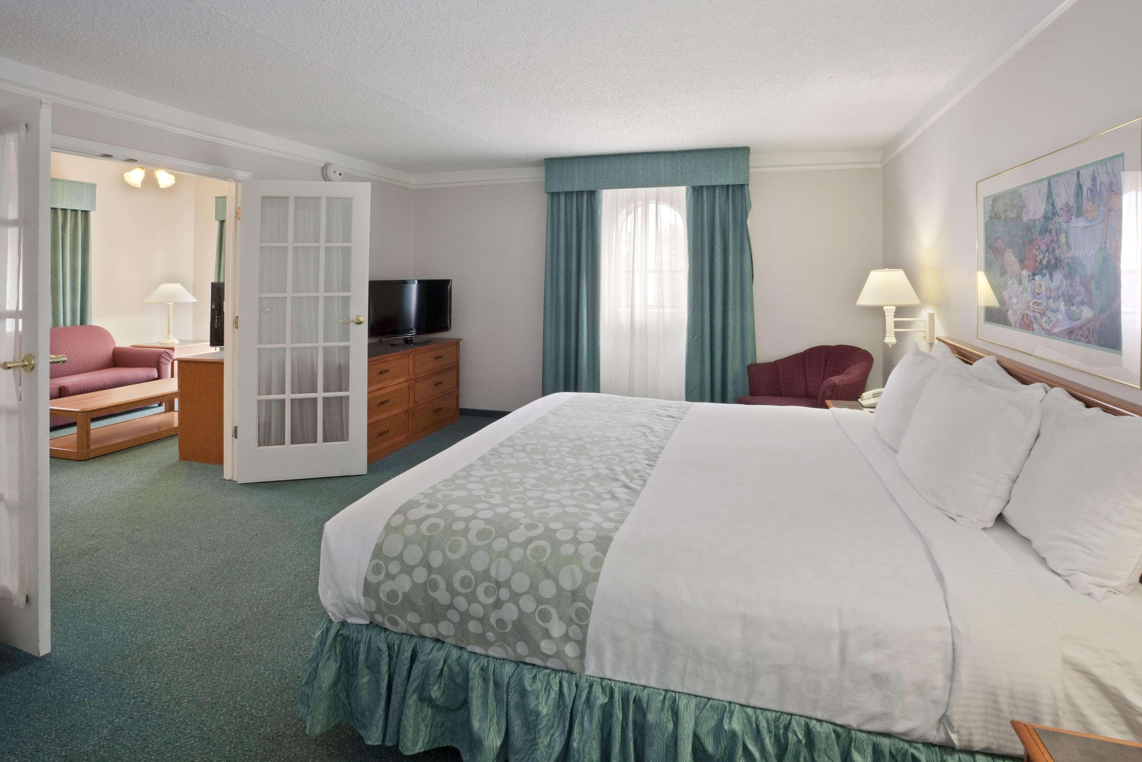 La Quinta Inn By Wyndham Omaha West Buitenkant foto